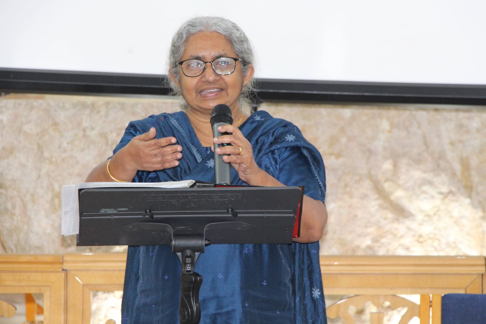 Farewell to Rev. Raju Jacob & Moly Kochamma
